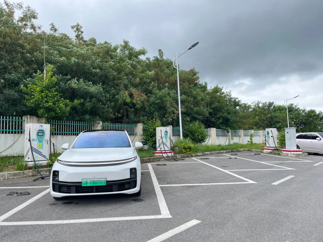 推动城市绿色出行发展建议,关乎交通减碳与道路使用机制