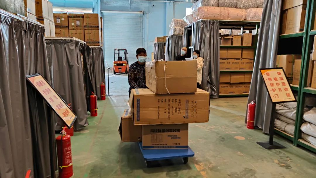 鄂托克旗强化疫情防控物资储备,保障各防控点物资需求