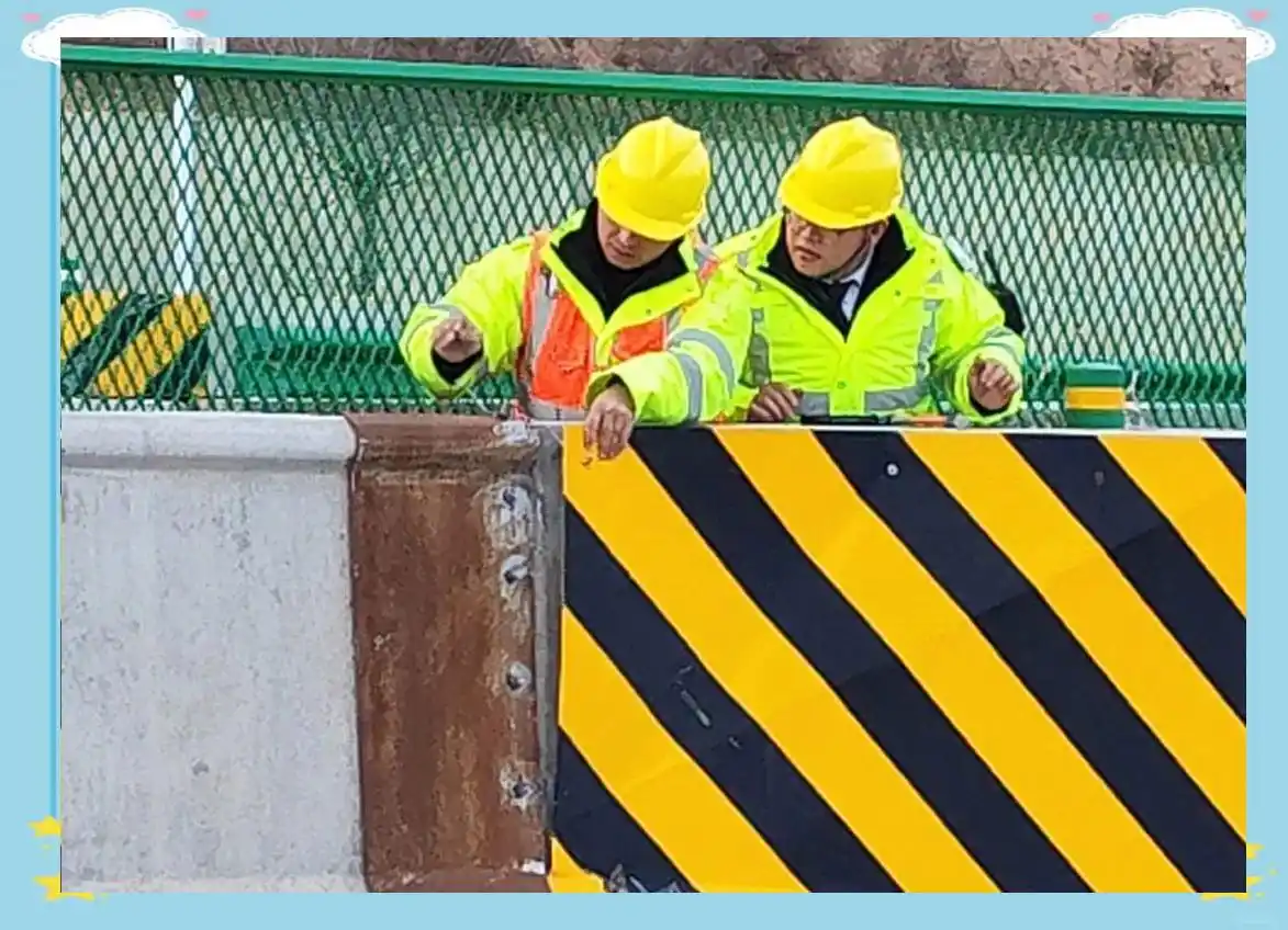 高速养护人昼夜坚守,保障道路畅通,守护你的出行安全