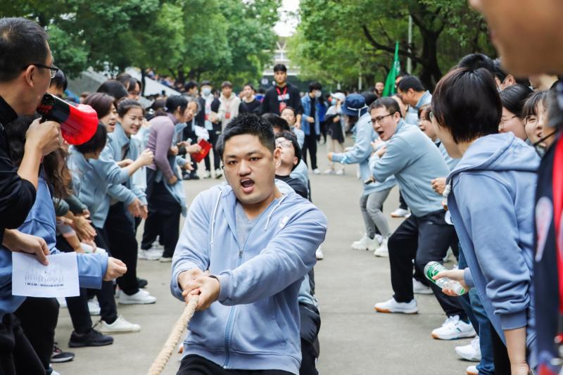 上海交通大学第49届运动会开幕,师生展现蓬勃朝气