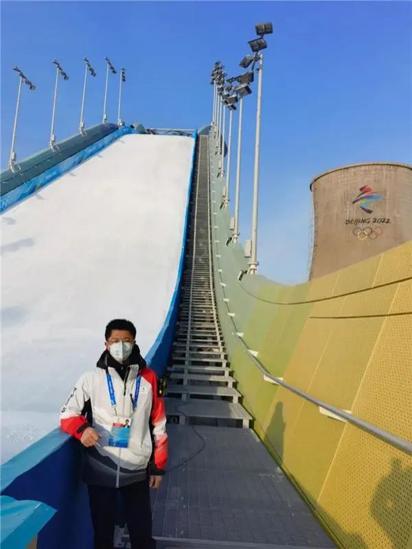 哈尔滨工大 22 人助力北京冬奥会,展示中国冰雪成就与裁判风采