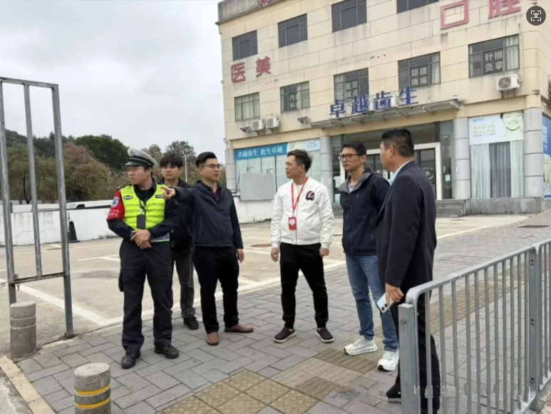 龙岗街道交通整治行动，严查事故高发路段交通违法