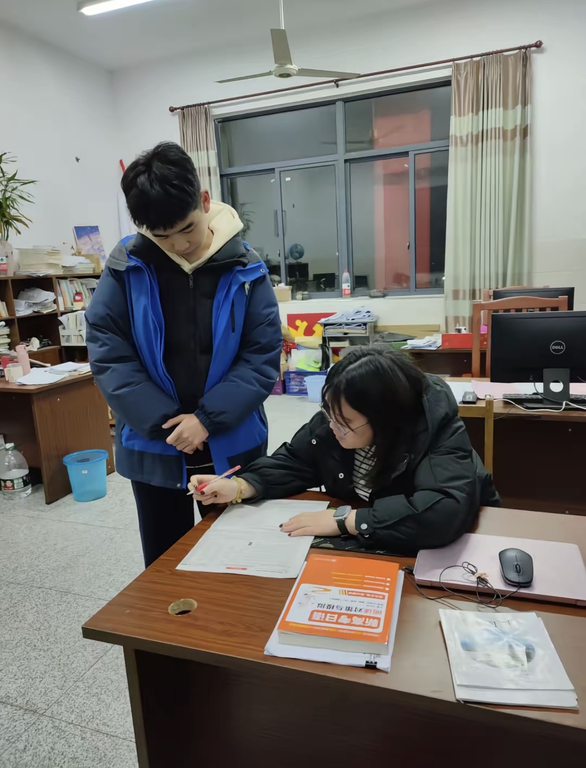 高考完学生聊成绩,说说高中数学、英语、物理考多少分算厉害